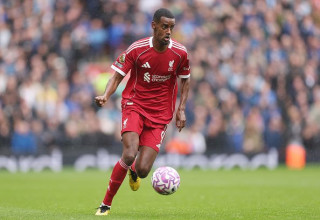 אלכסנדר איסק, שחקן ליברפול (צילום: GettyImages)