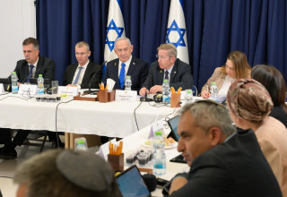 בנימין נתניהו בישיבת הממשלה (צילום: לשכת ראש הממשלה)