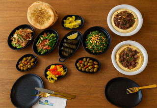 מסעדת "בלו ליין" (צילום: מאור בכר)