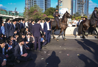 הפגנות חרדים (צילום:  אבשלום ששוני)