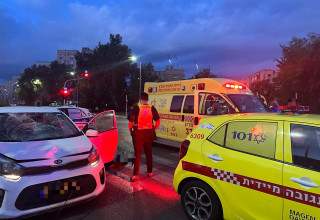 כוחות מד"א בזירה בנתניה (צילום: תיעוד מבצעי מד"א)