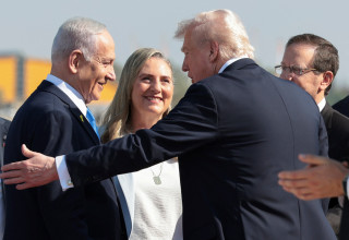 בנימין נתניהו, דונלד טראמפ (צילום: REUTERS/Evelyn Hockstein)