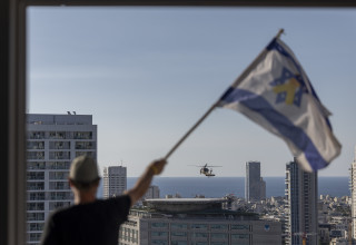 הגעת מסוק החטופים לבית החולים (צילום: חיים גולדברג, פלאש 90)