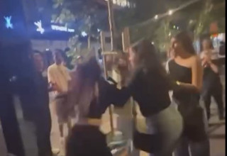 נערות בפתח תקווה תוקפות באלימות נערות זרות ברחוב (צילום: צילום מסך לפי סעיף 27א)