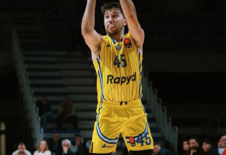 תמיר בלאט, מכבי תל אביב (צילום: אתר רשמי, Djordje Kostic)