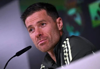 "משחק מאוד מיוחד". צ'אבי אלונסו במסיבת העיתונאים (צילום: GettyImages, JAVIER SORIANO/AFP)