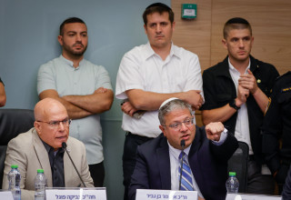 איתמר בן גביר וצביקה פוגל (צילום: נועם מושקוביץ, דוברות הכנסת)
