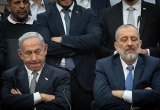 אריה דרעי, בנימין נתניהו (צילום: יונתן זינדל, פלאש 90)