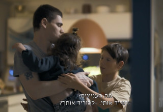 מקסים הרקין מתראיין לתוכנית "עובדה" של אילנה דיין בערוץ 12 (צילום: צילום מסך ערוץ 12)