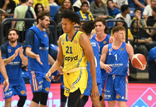 שחקן מכבי תל אביב ג'ף דאוטין ג'וניור (צילום: ברני ארדוב)