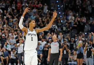 ושמישהו ינסה לעצור אותו. וומבניאמה (צילום: GettyImages)