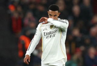 טרנט אלכסנדר-ארנולד, שחקן ריאל מדריד באנפילד נגד ליברפול (צילום: רויטרס)