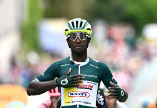 ביניאם גירמאי הרוכב האריתראי שיצטרף לפרמייר טק (צילום: MARCO BERTORELLO / Contributor)