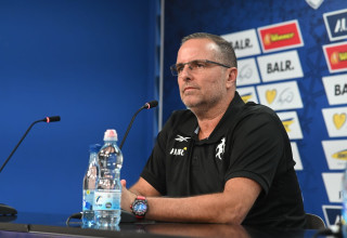 רן בן שמעון מאמן נבחרת ישראל (צילום: ניב אהרונסון)