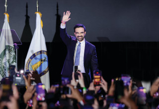 ממדאני חוגג את ניצחונו (צילום: רויטרס)