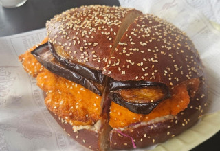 הקוסקוס והלחמניה של אתי (צילום: ללא)