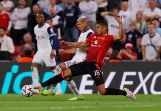 קאסמירו מול רישרליסון, מנצ'סטר יונייטד נגד טוטנהאם (צילום: רויטרס)