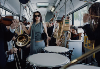 רוסליה בקליפ של הסינגל "Berghain" (צילום: צילום מסך יוטיוב)