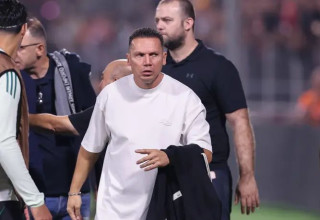 "משחקים שהיו בידיים שלנו". ברק בכר (צילום: מאור אלקסלסי)