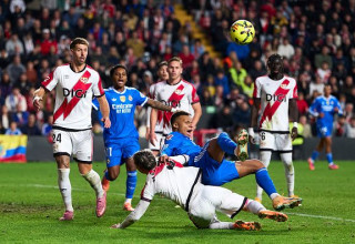 קיליאן אמבפה מופל ברחבה (צילום: Diego Souto / Contributor)