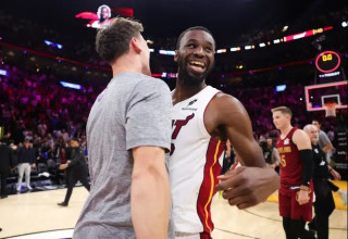 סל ניצחון קל מהצפוי. וויגינס (צילום: GettyImages)