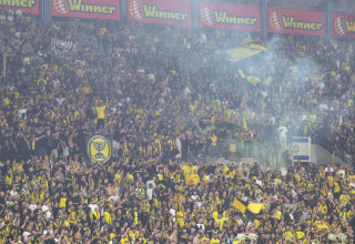 אוהדי בית"ר ירושלים (צילום: דני מרון)