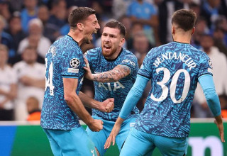 הויביירג במדי טוטנהאם (צילום: Jean Catuffe / Contributor)