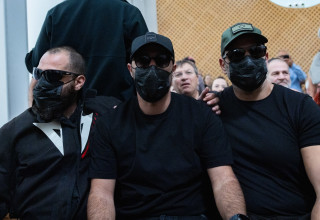 הלוחמים מכוח 100 בדיון בבג"ץ  (צילום: יונתן זינדל פלאש 90)