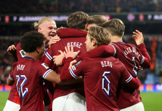 ארלינג הולאנד ושחקני נבחרת נורבגיה (צילום: אימג'בנק  GettyImages, Joern Pollex - UEFA)