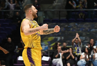 נתנאל ארצי, הפועל חולון (צילום: ברני ארדוב)