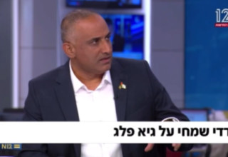 דדי שמחי ב"אולפן שישי" (צילום: צילום מסך קשת 12)