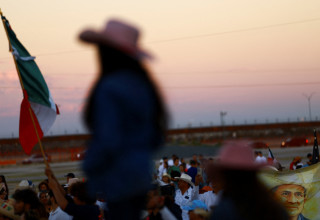 מחאה על הפשיעה הגוברת והשחיתות במקסיקו (צילום: רויטרס)