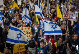 מחאה נגד בנימין נתניהו (צילום: יונתן זינדל, פלאש 90)