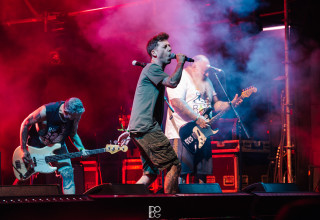 "בוא לבר" (צילום: יונתן בוגר)