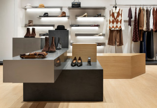 רונן חן חנות חדשה ב TLV (צילום: נועה בלרשטיין)