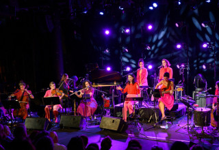 מתוך מופע העבריות (צילום: משה ציטיאת)