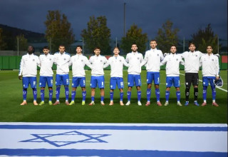 מוכנים בהונגריה. הנבחרת הצעירה של ישראל (צילום: אתר רשמי, ההתאחדות לכדורגל)