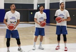 בר טימור, עוז בלייזר, רועי הובר, נבחרת ישראל (צילום: דני מרון)