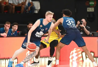 שורה סטטיסטית מרשימה. מאליק הול (צילום: ברני ארדוב)