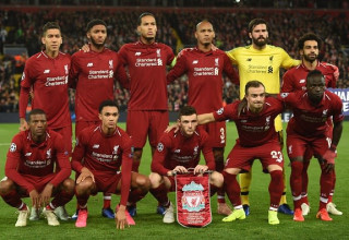 ליברפול בעונת 21018/19 (צילום: OLI SCARFF)