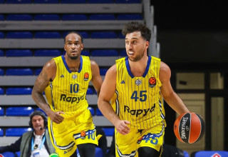 שחקן מכבי תל אביב תמיר בלאט (צילום: אתר רשמי, דראגן טשיץ')