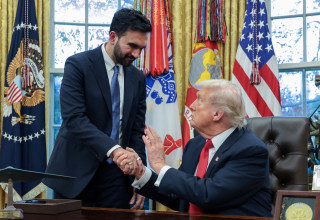 זוהרן ממדאני ודונלד טראמפ (צילום: REUTERS/Jonathan Ernst)