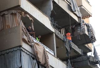 זירת החיסול בביירות (צילום: REUTERS/Mohamed Azakir)