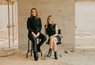 שירה מוסקל מימין והדס רוט - הלל אדריכלות (צילום: טל אלקבס)