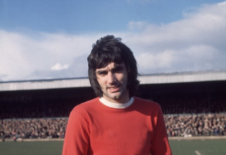 ג'ורג' בסט במדי מנצ'סטר יונייטד (צילום: Central Press)