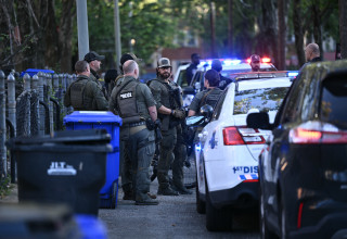 הירי בסמוך לבית הלבן  (צילום: BRENDAN SMIALOWSKI/AFP via Getty Images)