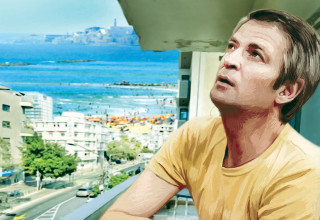 יושב במרומים (צילום: איור: אורי אינקס)