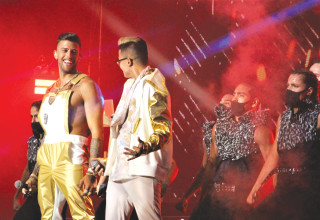 סטטיק ובן אל בהופעה (צילום: דנה למברגר)