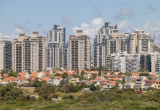 העיר נתניה (צילום: Dor Pazuelo/Flash90)