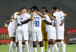 שחקני עירוני טבריה (צילום: דני מרון)